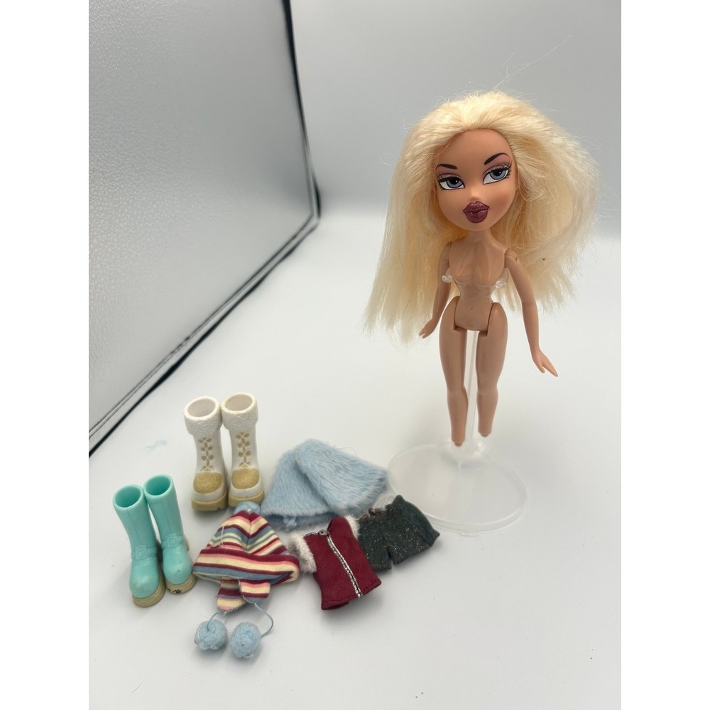 Bratz Wintertime Wonderland Cloe doll